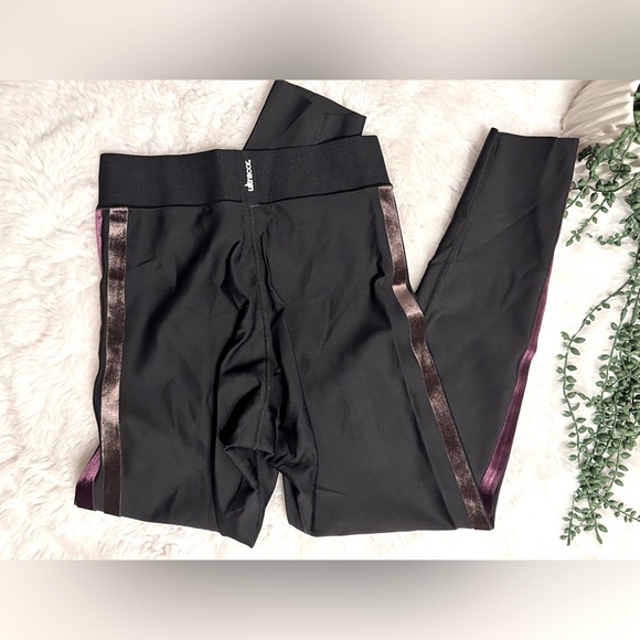Ultracor High Waisted Velour Stripe Active Gym Tights Black XS - Picture 1 of 3